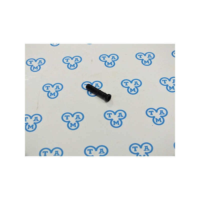 0417 8452 Blok Yağl. Memesi